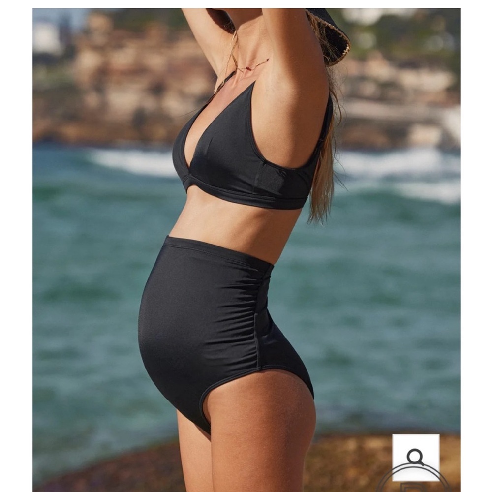 Black High-Waisted Blanqi bottoms